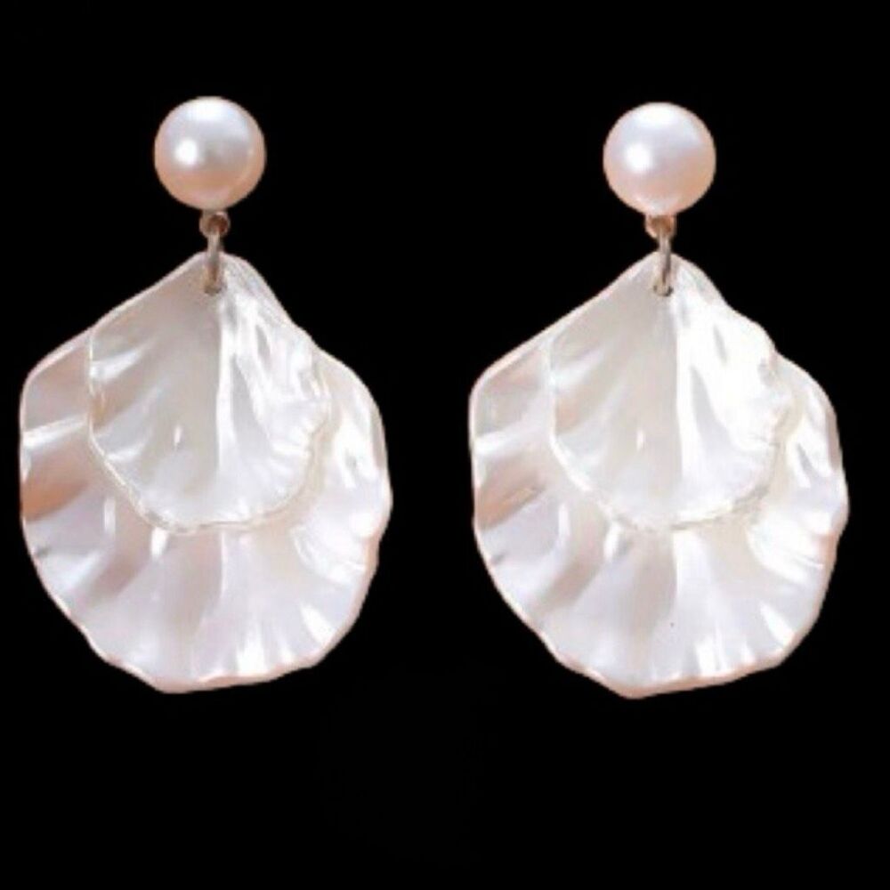 Ariel Double Layer Shell Earrings with Faux Pearl